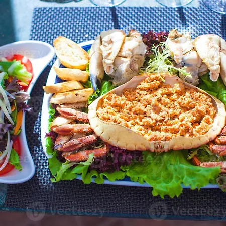 Forest View With Pool By Homing Daire *